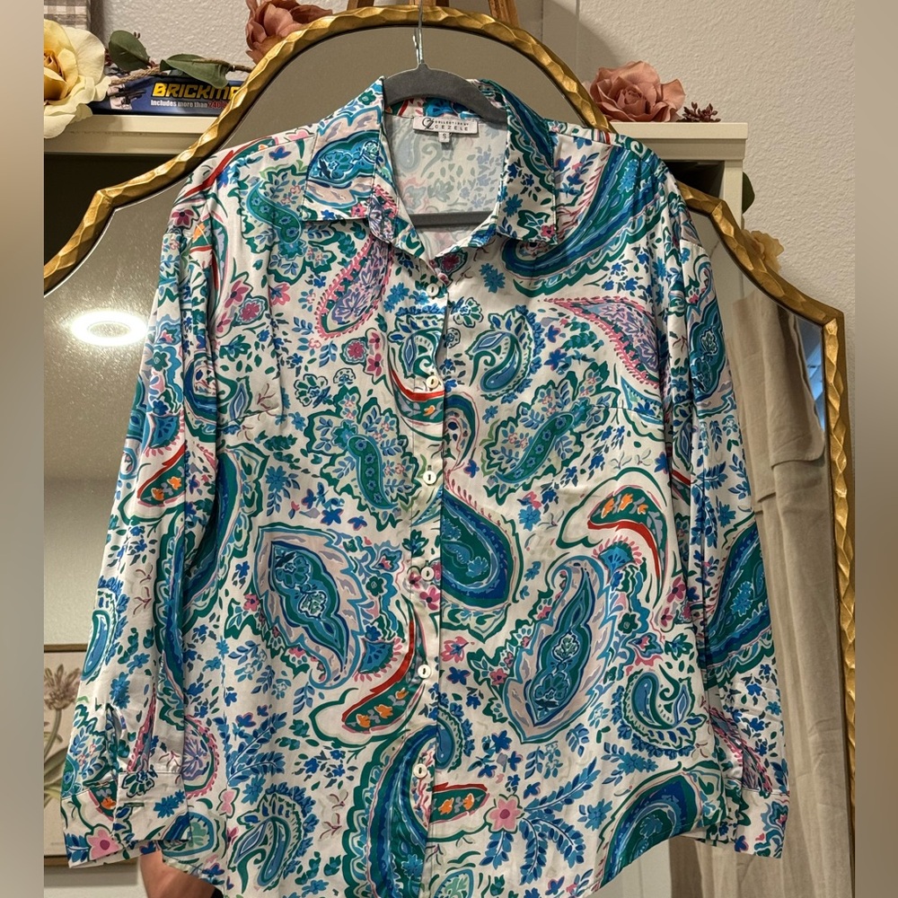 Cezele Multicolor Paisley pink Blue Button Down Shirt Blouse Small